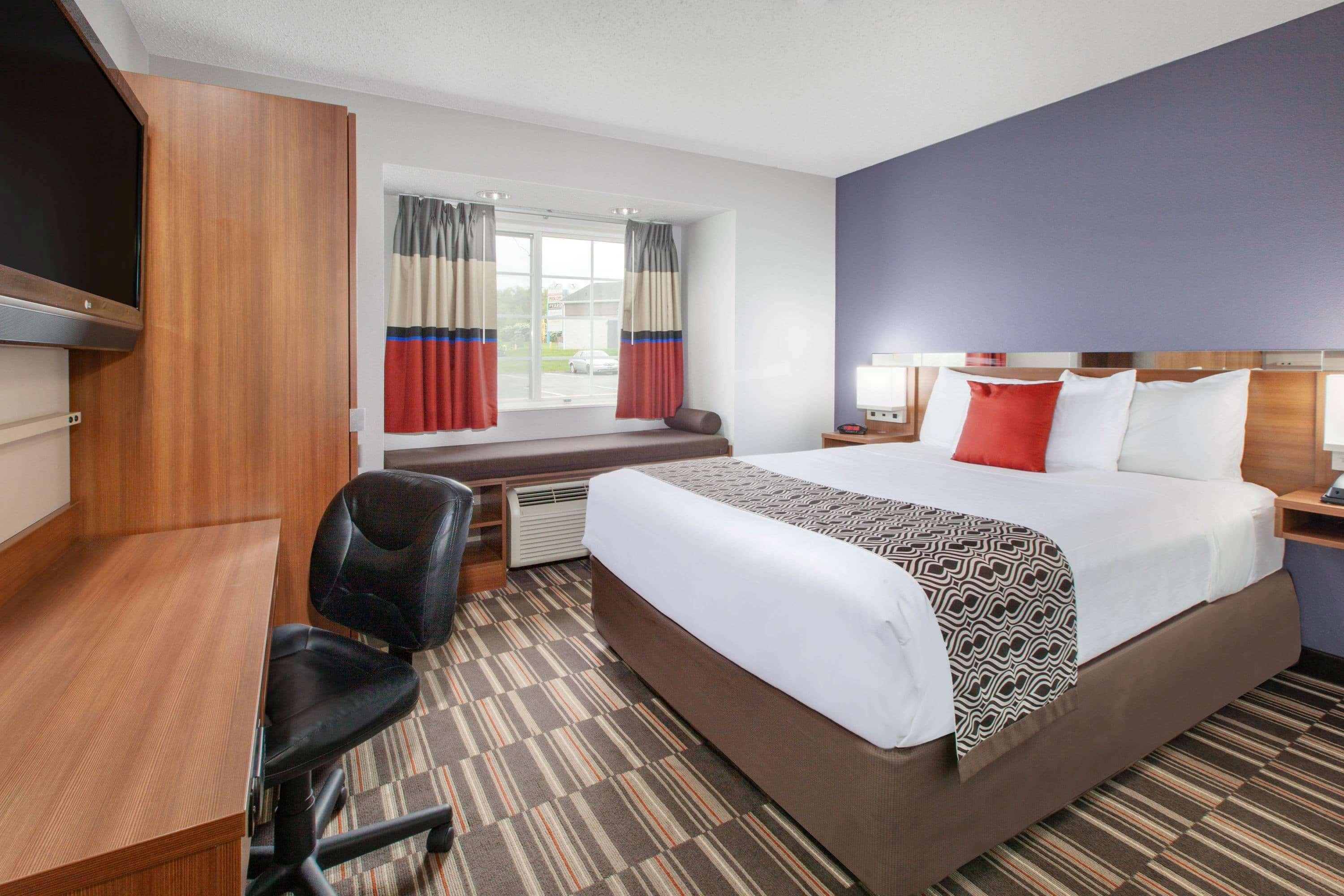 Microtel Inn & Suites By Wyndham Pittsburgh Airport Robinson Township  Exterior photo