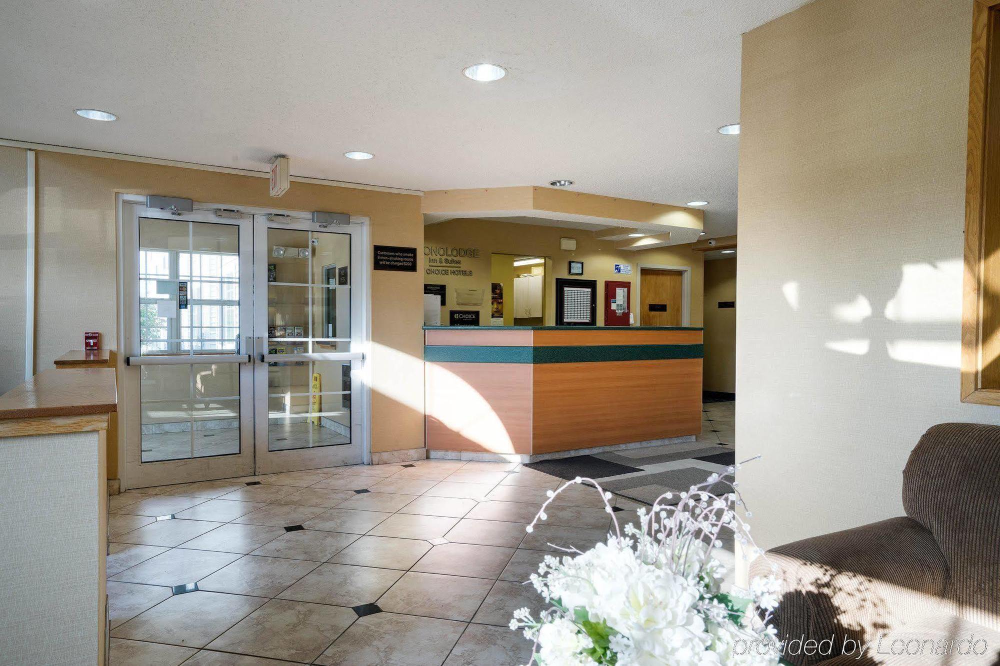 Microtel Inn & Suites By Wyndham Pittsburgh Airport Robinson Township  Exterior photo